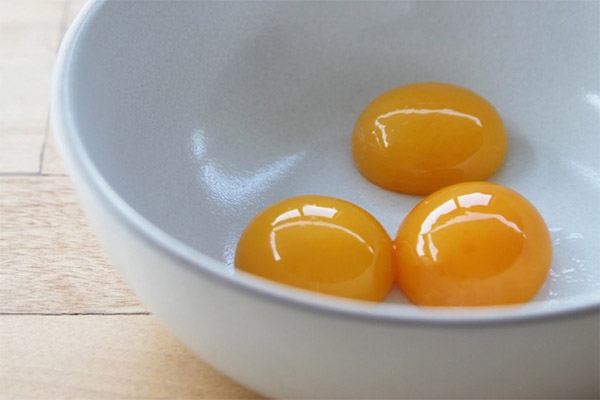 Je možné zvířatům dát syrová vejce